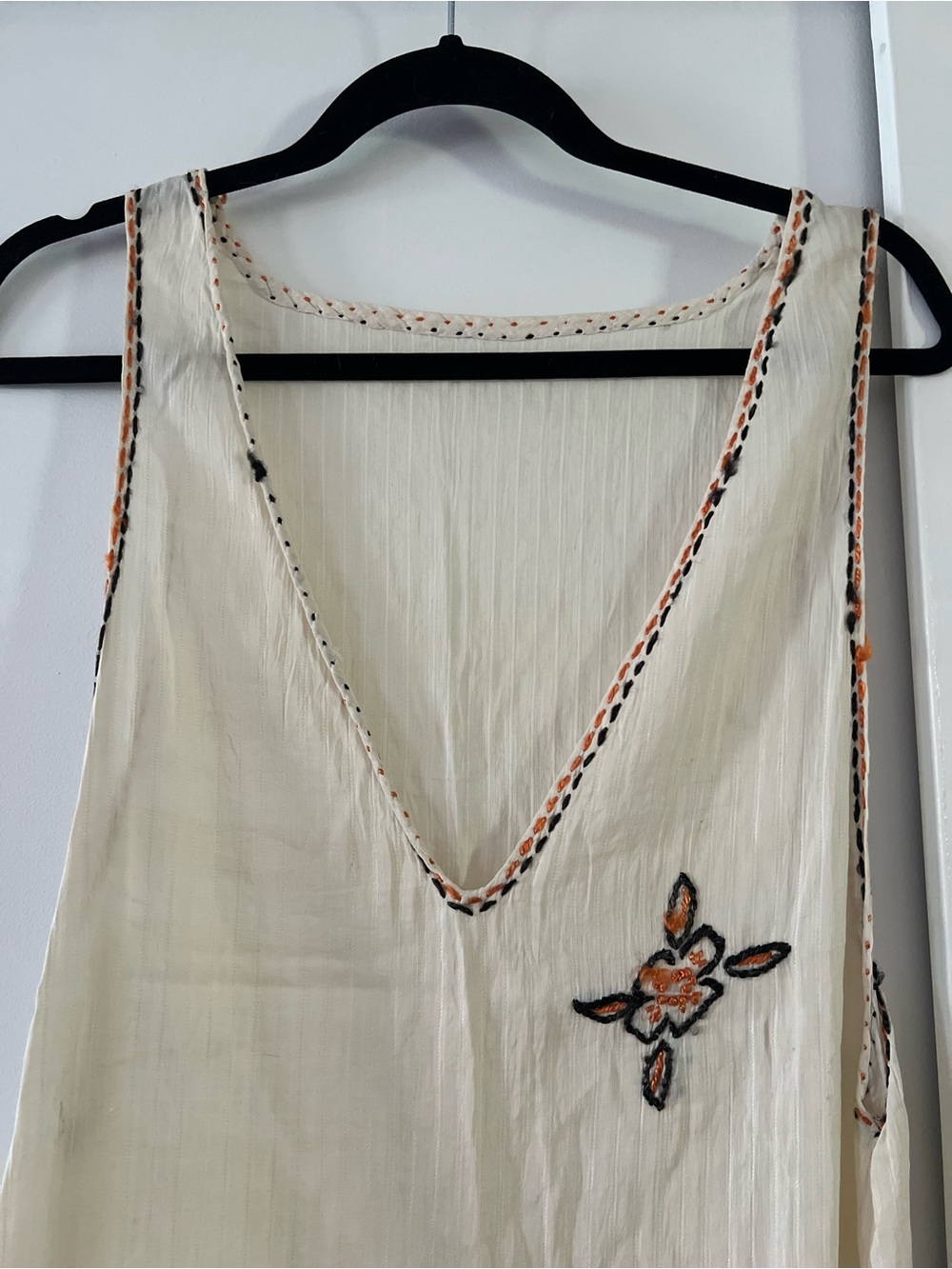 True vintage 1920s Embroidered V-Neck Nightie / Slip Dress - Picture 5 of 7